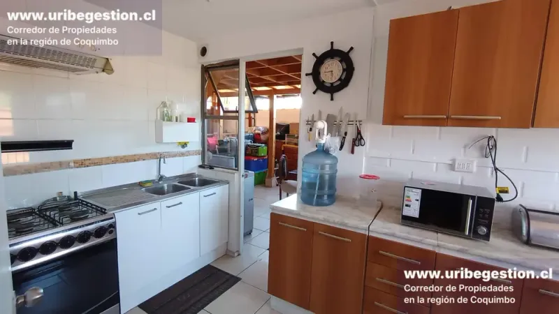 Casa 4 dormitorios 3 baños en Cielos Del Valle Coquimbo — foto 4